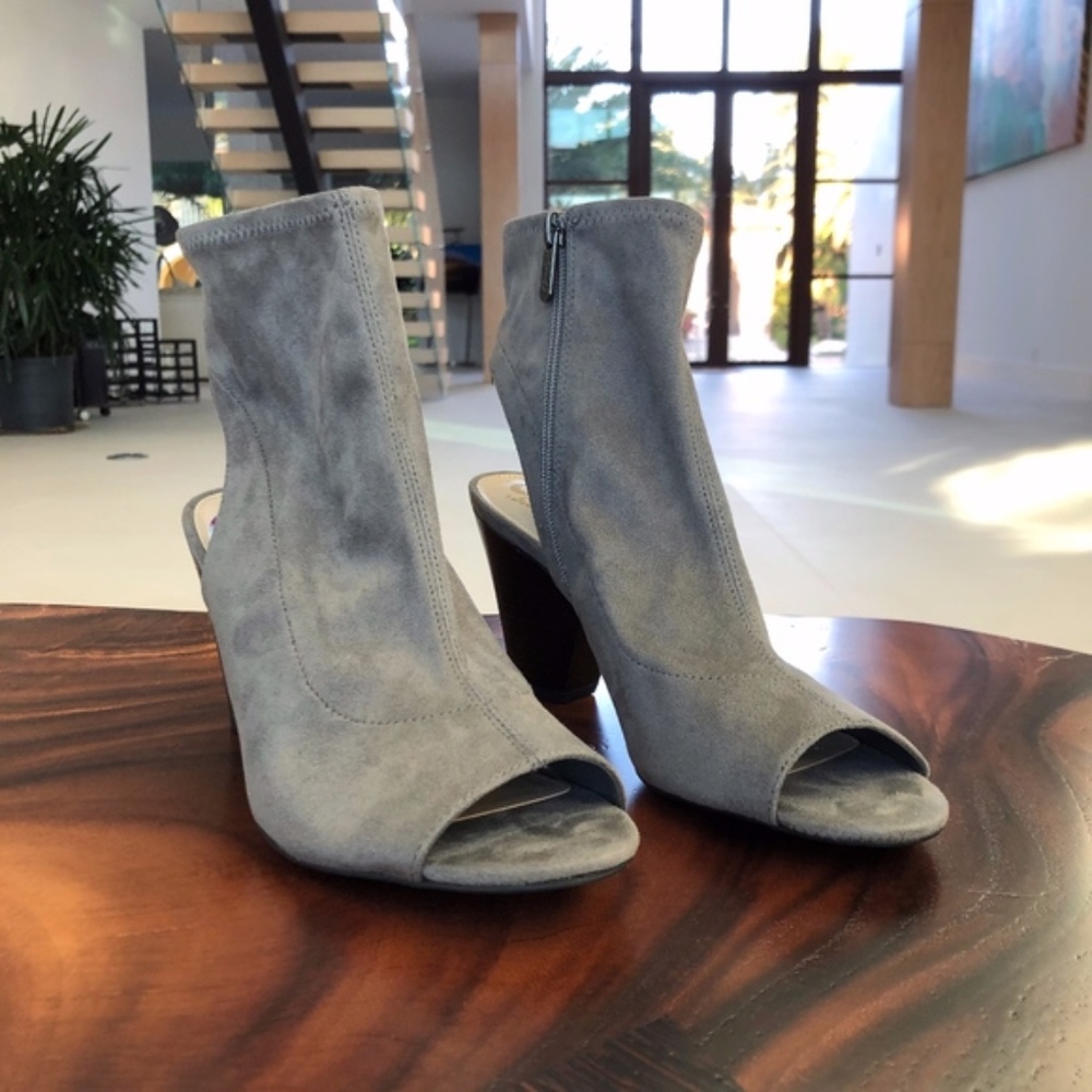 Sam Edelman Kenya Peep Toe Stretch Gray Booties